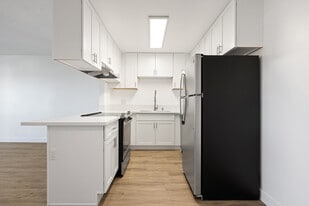 The Hills at Fashion Valley in San Diego, CA - Building Photo