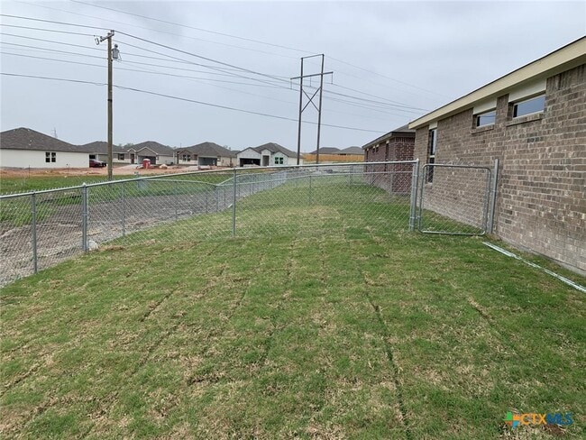 2412 Alterman Dr