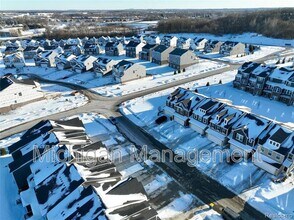 1434 Superior Dr in Milford, MI - Building Photo - Building Photo