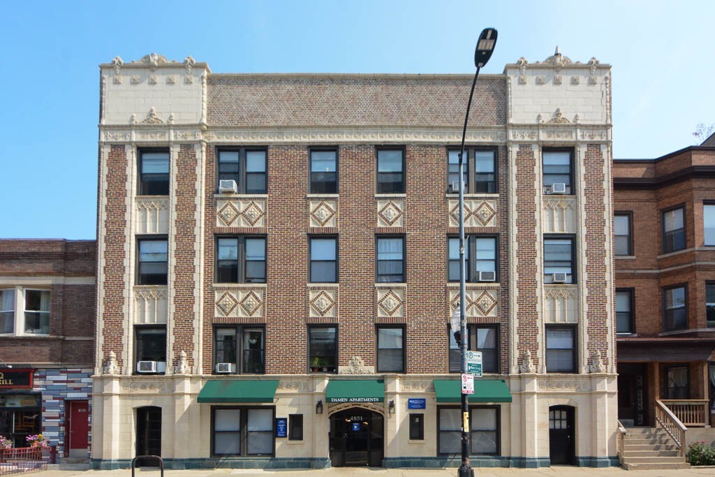 4854 N Damen Ave in Chicago, IL - Building Photo