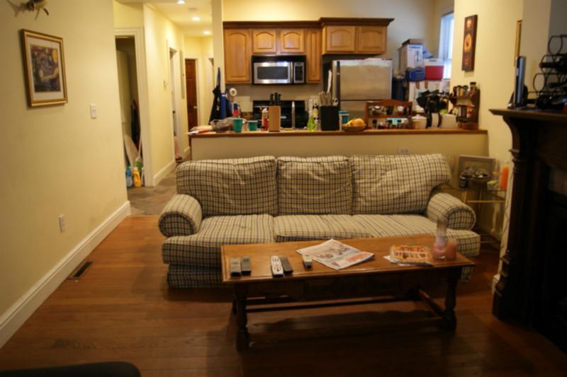 804 Parker St, Unit 1 in Boston, MA - Building Photo