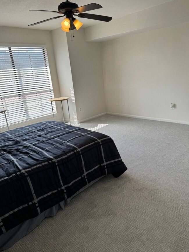 property at 3130 Walnut Bend Ln