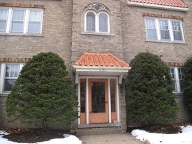 4757-5231 S Lake Dr in Cudahy, WI - Building Photo