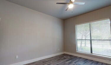 13380 Brimhurst Dr in Houston, TX - Building Photo - Building Photo