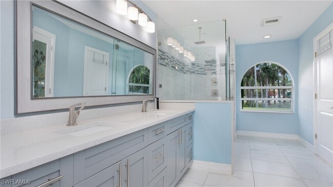 3210 22nd Ave NE in Naples, FL - Building Photo - Building Photo