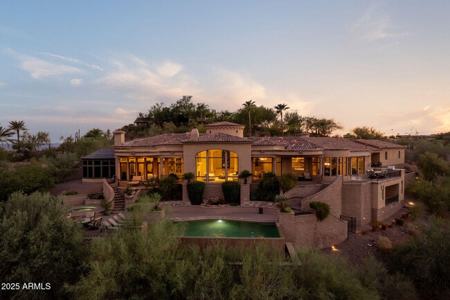 4490 E Valley Vista Ln in Paradise Valley, AZ - Building Photo - Building Photo
