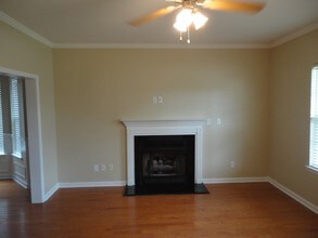 236 Ber Creek Dr in Fuquay Varina, NC - Foto de edificio - Building Photo