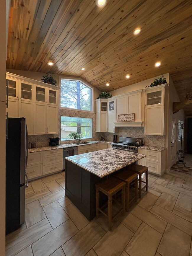 4842 Medina Way in Flagstaff, AZ - Building Photo - Building Photo