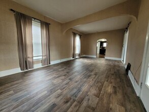 347 Midland Ave in Findlay, OH - Foto de edificio - Building Photo