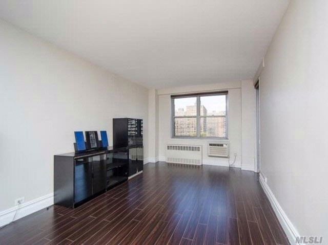 61-25 97th St-Unit -7J in Queens, NY - Building Photo - Building Photo