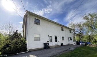 1493 Hobart Ave in Akron, OH - Building Photo