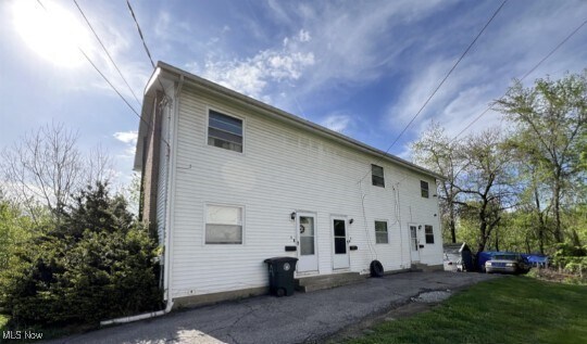 1493 Hobart Ave in Akron, OH - Building Photo