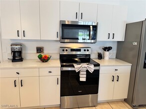 5226 SW 17th Pl in Cape Coral, FL - Building Photo - Building Photo