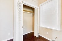 519 Northwood St photo'