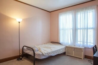 7 Wallingford Rd, Unit #2 in Boston, MA - Foto de edificio - Building Photo