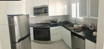 1610 Lenox Ave, Unit 416 in Miami Beach, FL - Building Photo - Building Photo