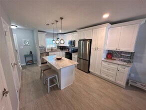 4750 Snook Dr SE in St. Petersburg, FL - Building Photo - Building Photo