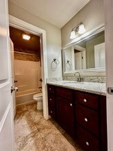 333 Guadalupe St in Kerrville, TX - Building Photo - Building Photo