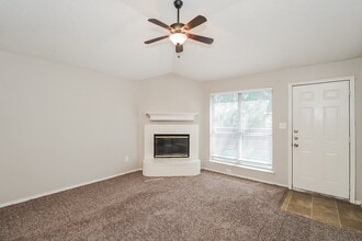 8112 Broken Arrow Rd in Fort Worth, TX - Building Photo - Building Photo
