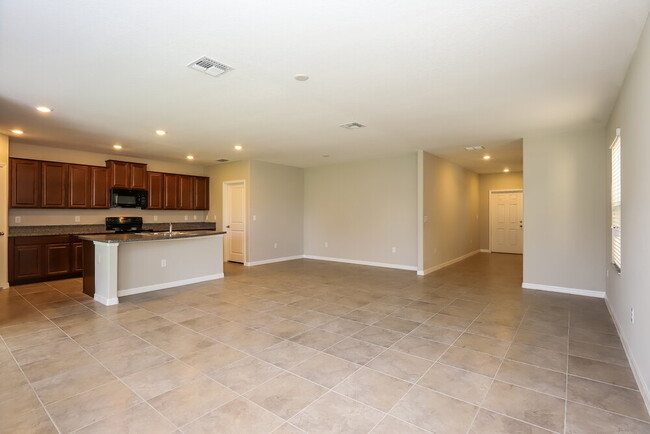 13909 Arbor Pines Dr in Riverview, FL - Building Photo - Building Photo