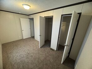 232 Maple in Highland, MI - Building Photo - Building Photo
