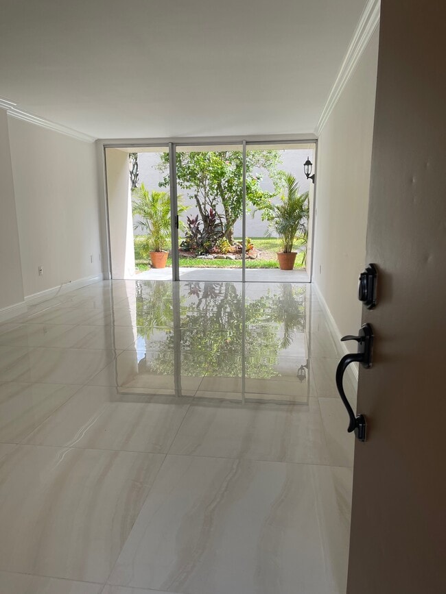 property at 860 NW 87th Ave