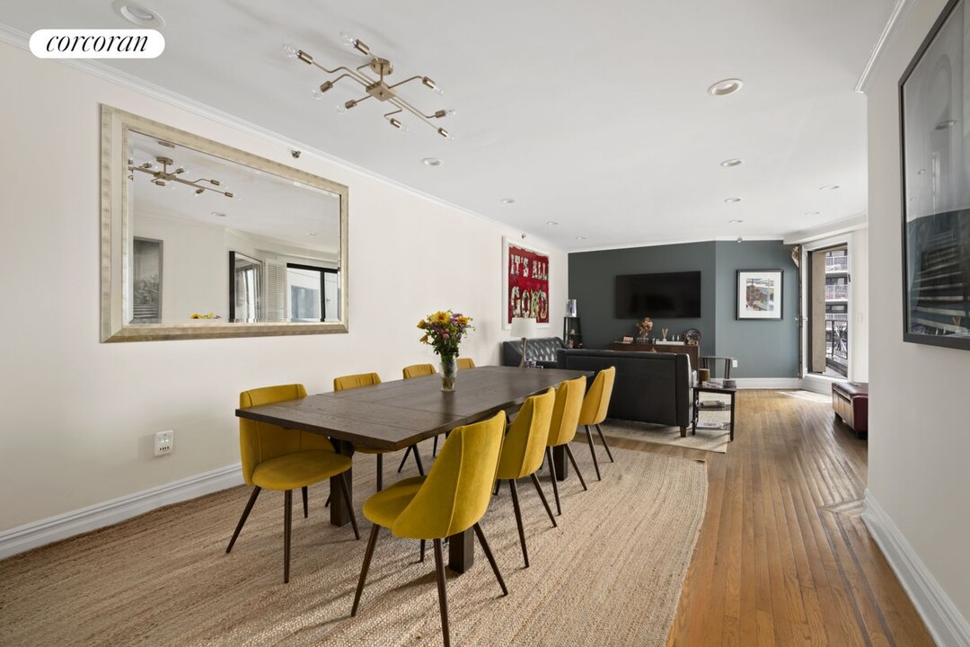 203 W 90th St in New York, NY - Building Photo