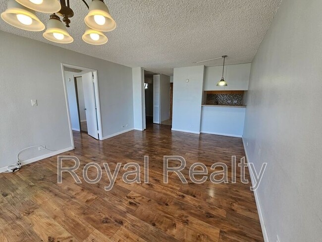 property at 2439 Kapiolani Blvd
