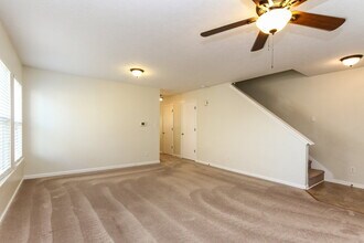 1237 Silver Ridge Ln in Brownsburg, IN - Building Photo - Building Photo