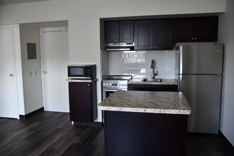 1901 Linden St-Unit -Apartment 123 in Allentown, PA - Building Photo - Building Photo