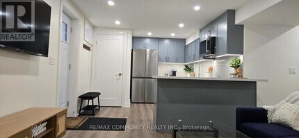 77 Windrush Trail in Toronto, ON - Building Photo - Building Photo