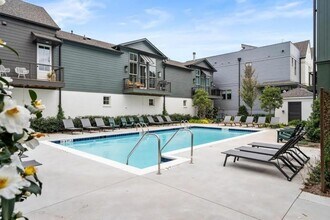 691 Fraser St SE in Atlanta, GA - Building Photo - Building Photo