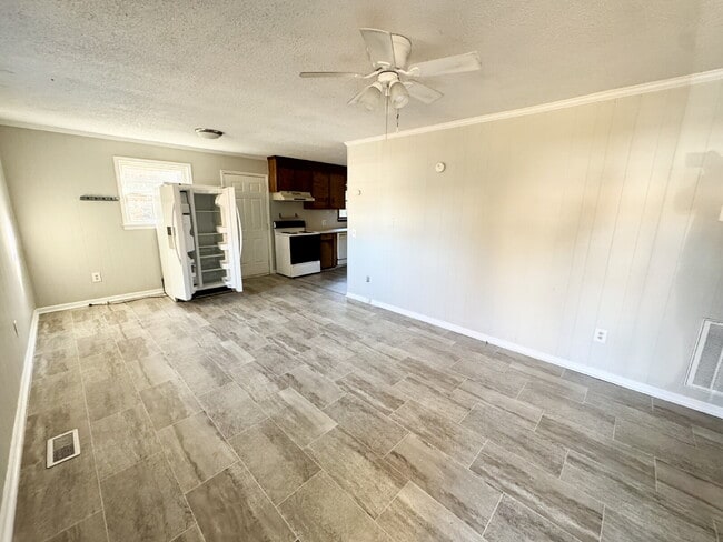 property at 200 Holliday Ln