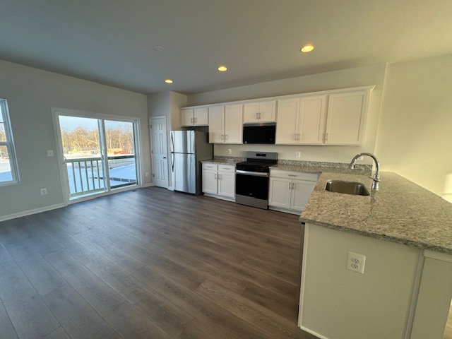 156 Heyford Dr in Stephenson, VA - Foto de edificio - Building Photo