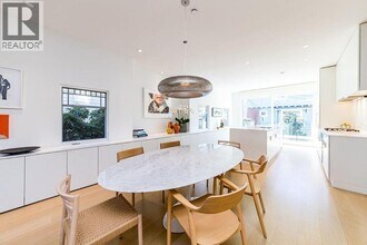 1641 Collingwood St in Vancouver, BC - Building Photo - Building Photo