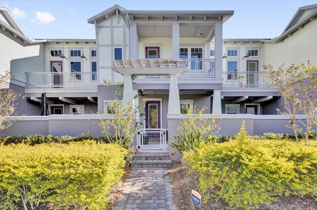 9219 Laureate Blvd in Orlando, FL - Building Photo