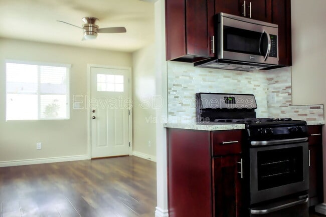 2727 1/2 G St in San Diego, CA - Building Photo - Building Photo