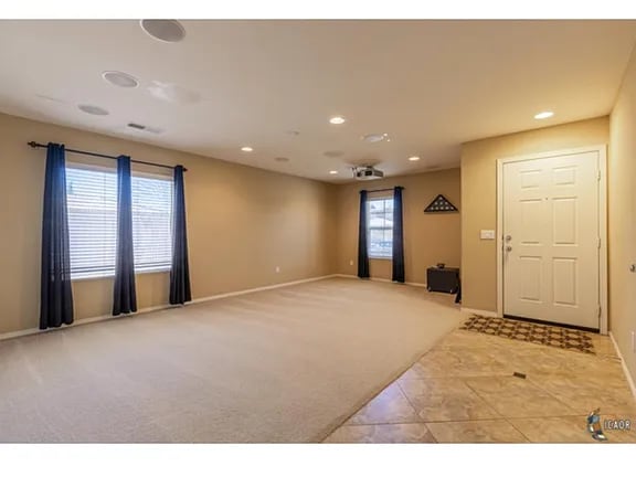 property at 14 Dusel Ct