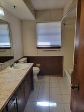 3201 Chisholm Trail in Enid, OK - Building Photo - Building Photo