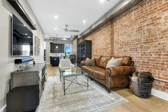 1112 Hudson St in Hoboken, NJ - Building Photo - Building Photo