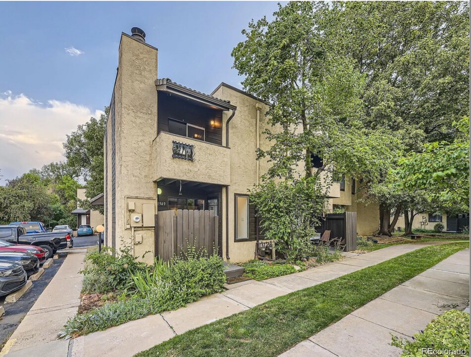 2949 Shady Holw E in Boulder, CO - Building Photo