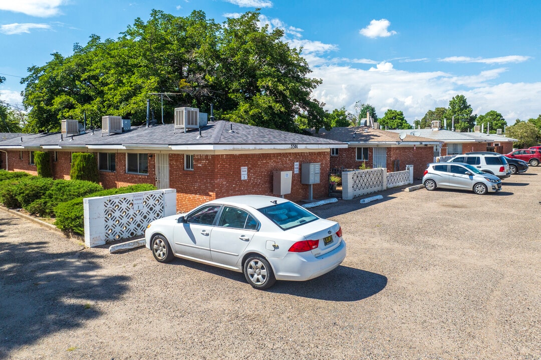 3305 Morris St NE in Albuquerque, NM - Building Photo