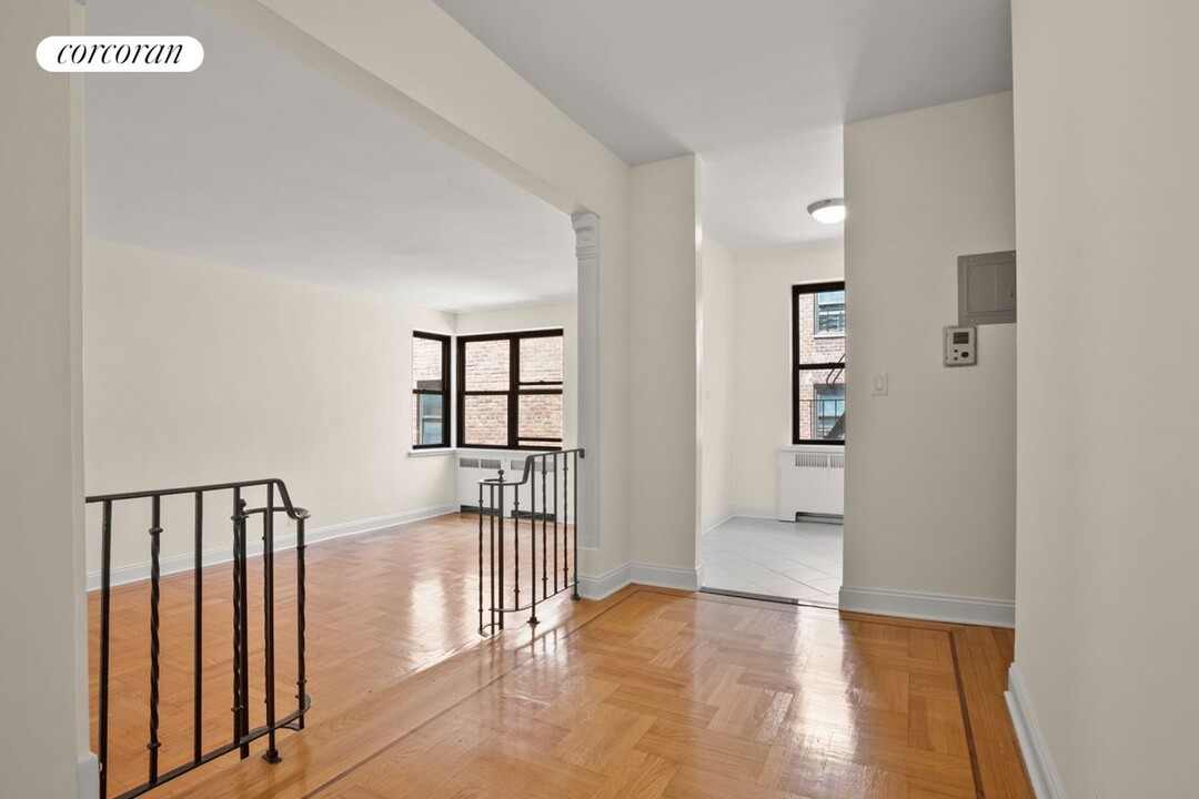 725 W 184th St in New York, NY - Building Photo