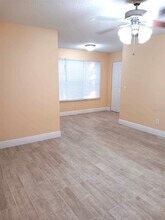 4518 Commander Dr in Orlando, FL - Building Photo - Building Photo