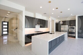 7330 E Vista Bonita Dr in Scottsdale, AZ - Building Photo - Building Photo