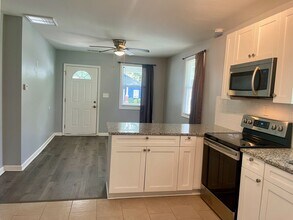 1120 Metropolitan Pkwy SW in Atlanta, GA - Building Photo - Building Photo