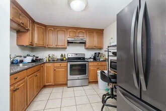 8 9th St in Medford, MA - Building Photo - Building Photo