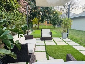 1774 Primrose Ln in Wellington, FL - Building Photo