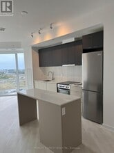 8 Tippett Rd in Toronto, ON - Building Photo - Building Photo