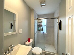 4 Athol St in Boston, MA - Building Photo - Building Photo